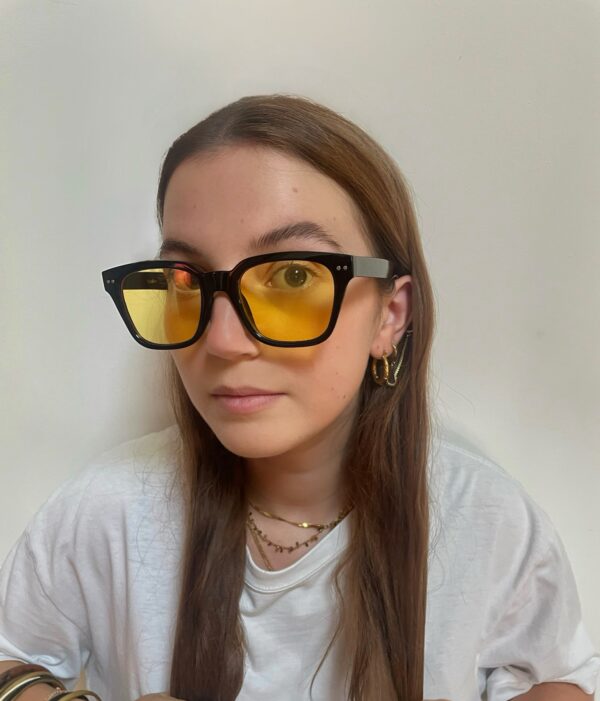 lunettes-soleil-noir-verre-jaune-portée-veleta La Veleta